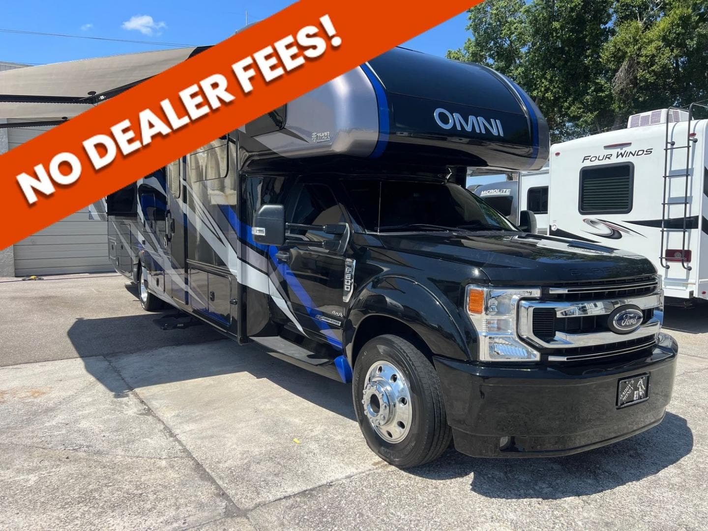 2022 Thor Motor Coach Omni BT36 — photo 1 of 8