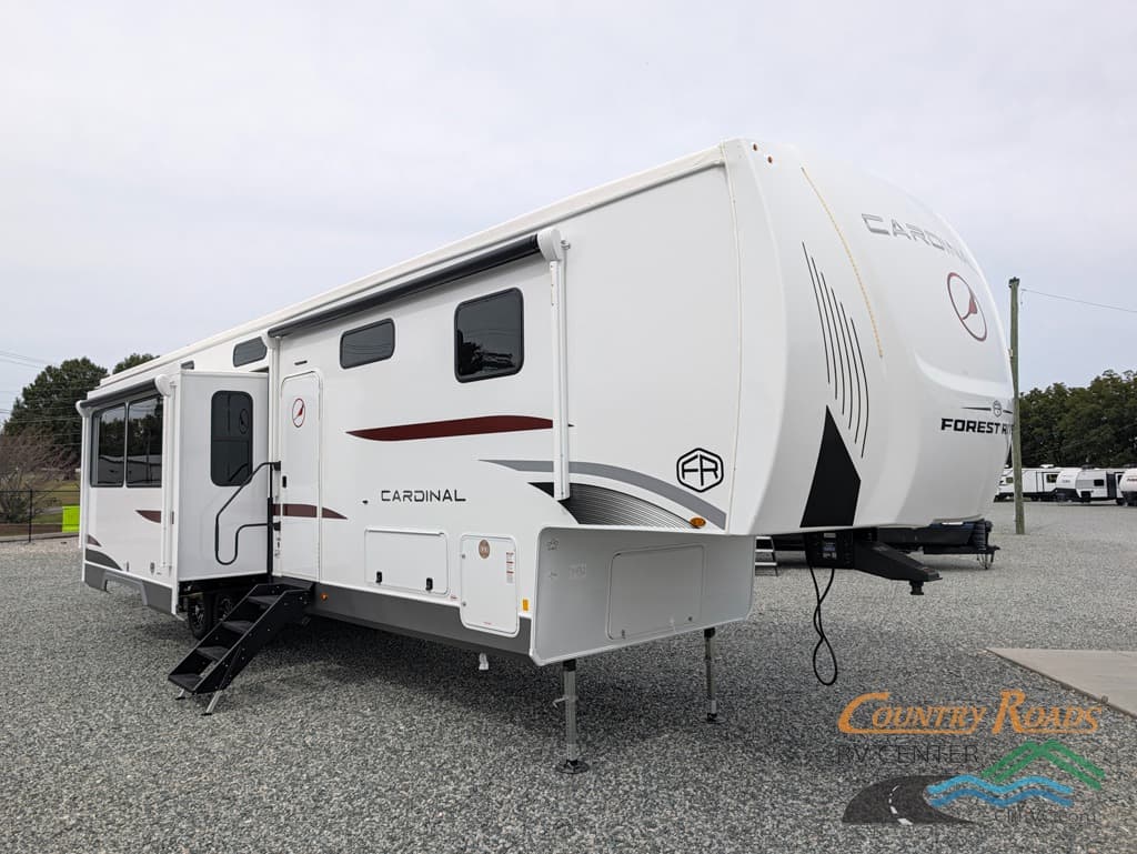 2027 Forest River Cardinal 35CRIB