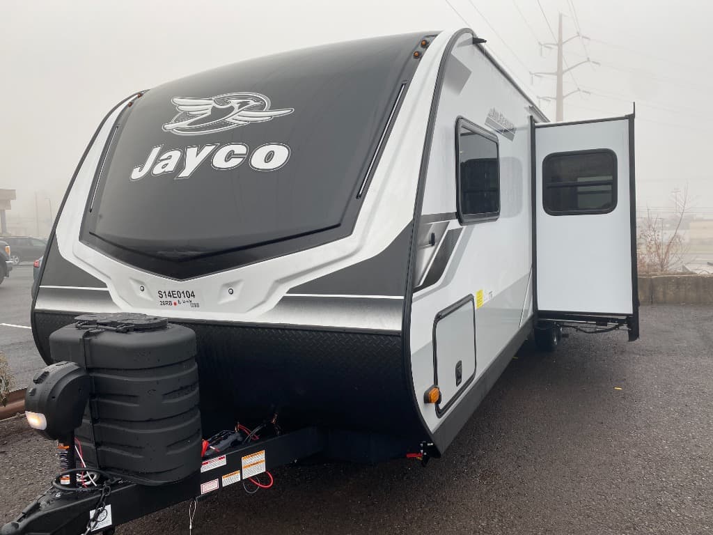 2025 Jayco Jay Feather — photo 1 of 8