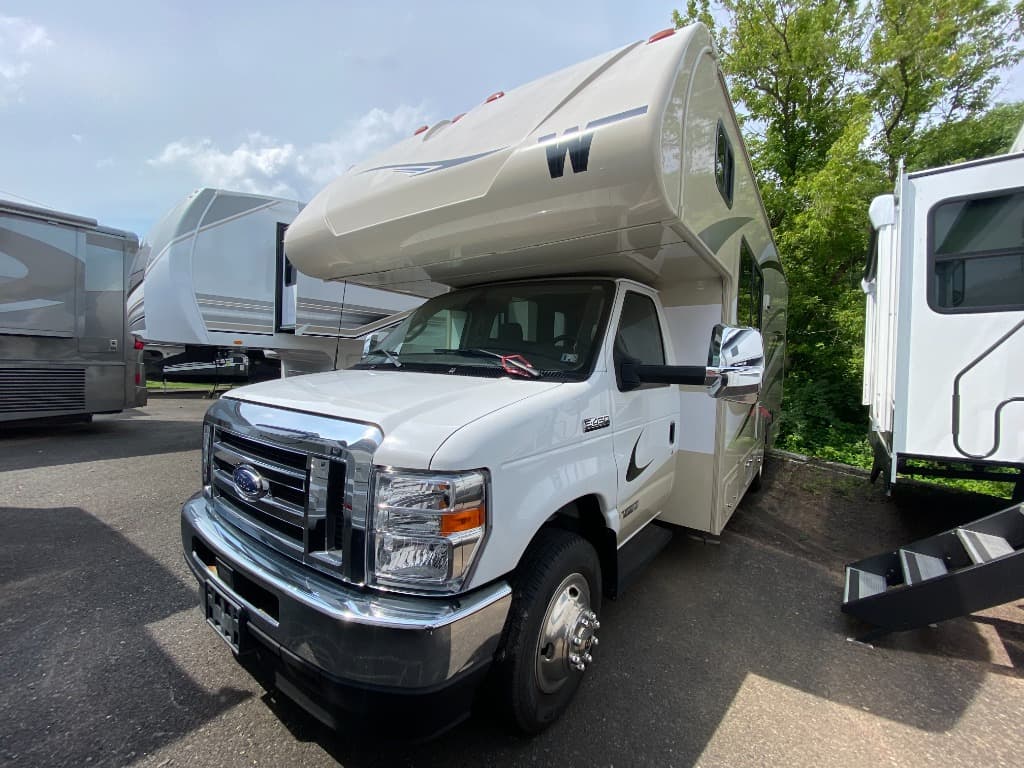 2024 Winnebago Spirit MTRH