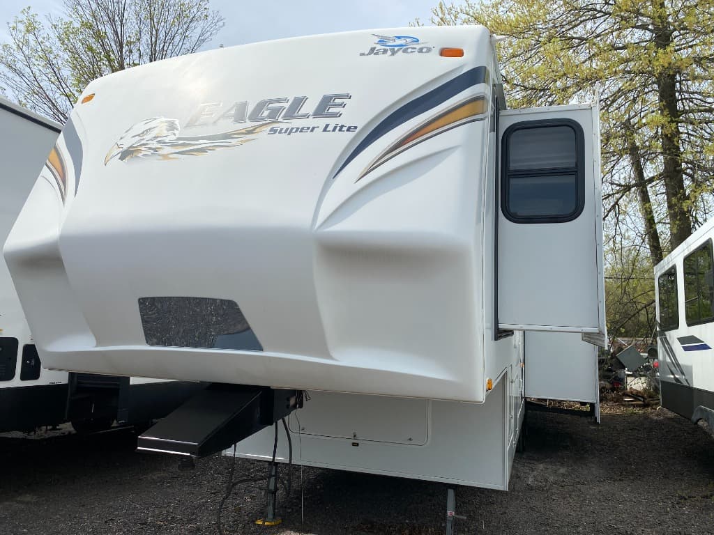 2011 Jayco Eagle Super Lite — photo 1 of 8