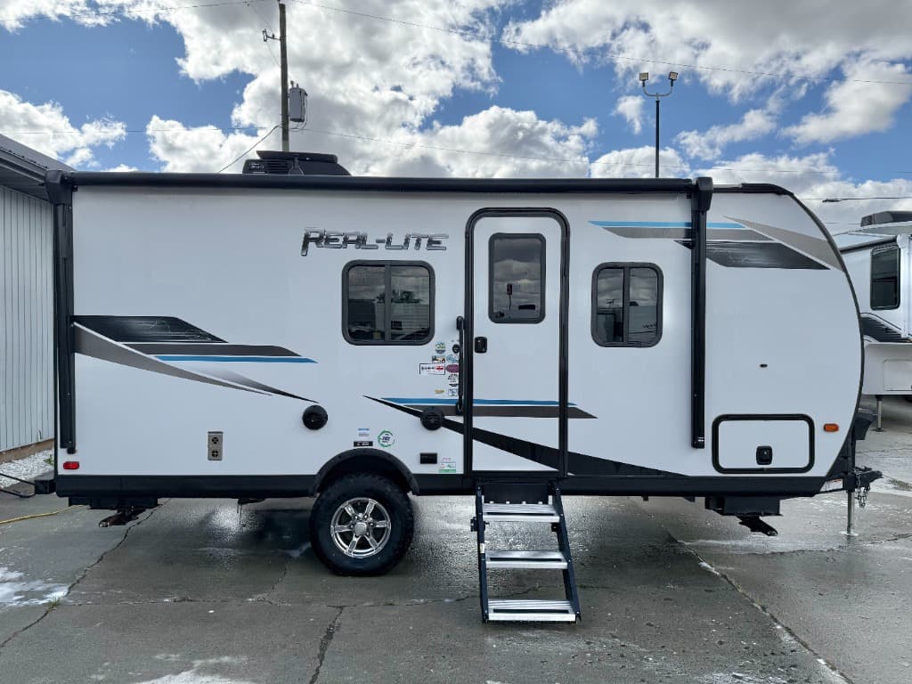 2022 Palomino Real-Lite Mini RL186