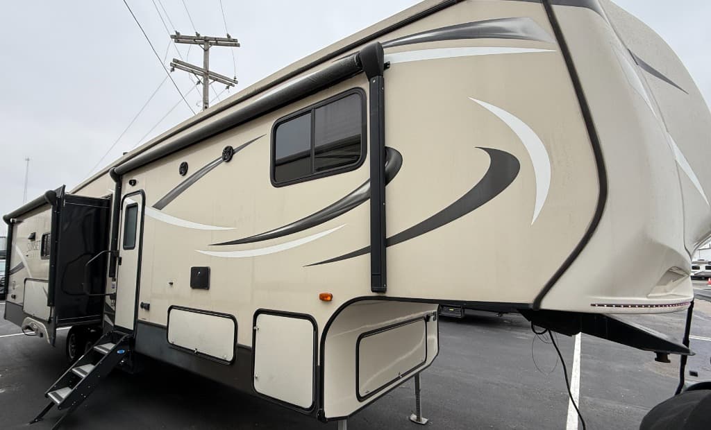 2016 CrossRoads Sunset Trail Grand Reserve SF33RL