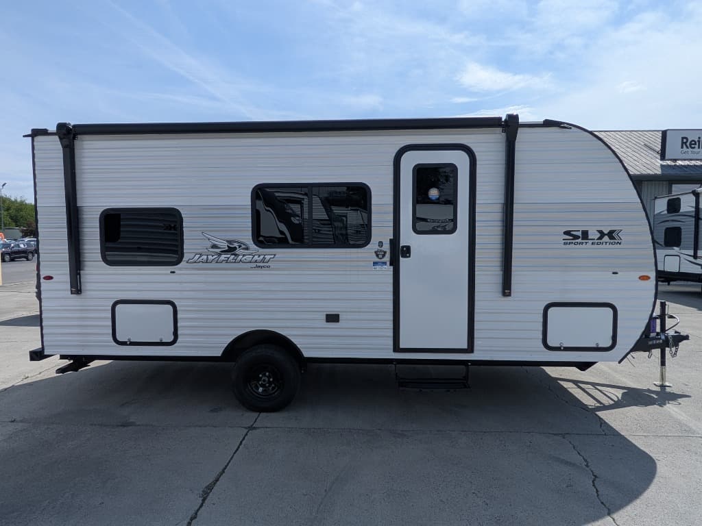 2026 Jayco Jay Flight SLX 172DB — photo 1 of 8