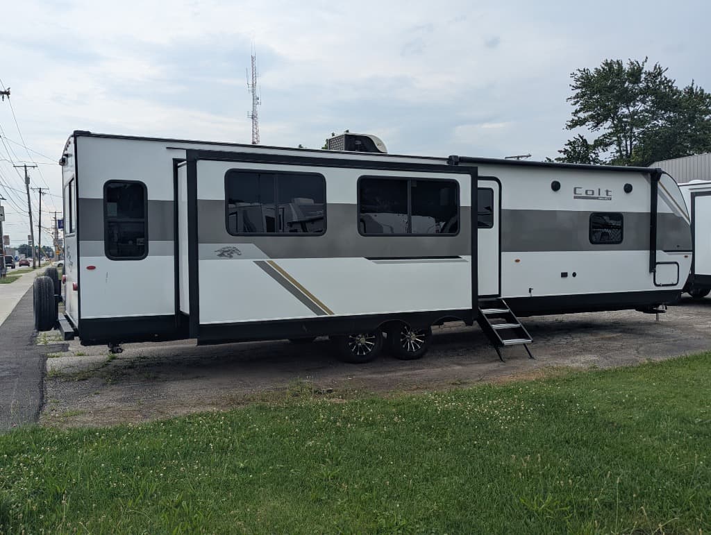 2026 Highland Ridge Open Range Colt 33RLT