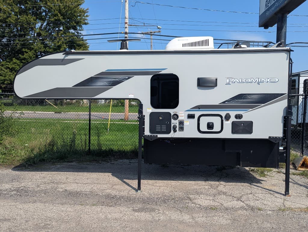 2023 Palomino Backpack Edition HS 750 — photo 1 of 8
