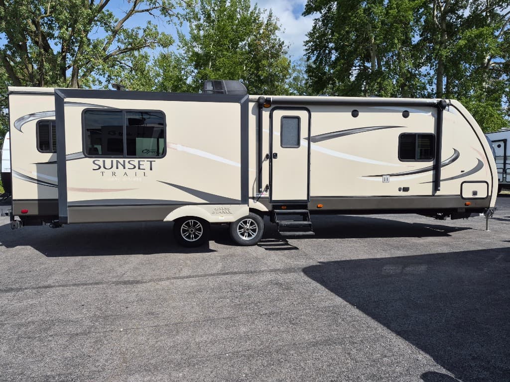 2017 CrossRoads Sunset Trail Grand Reserve ST29RL