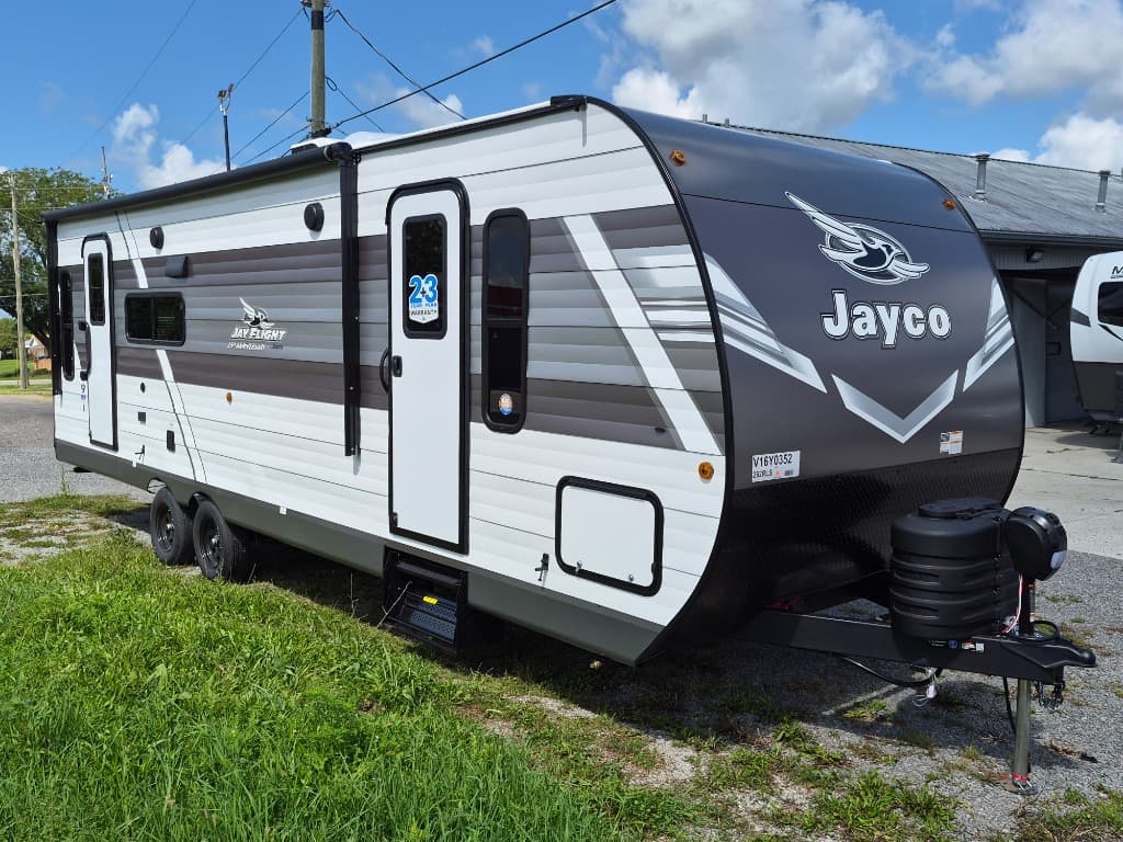 2027 Jayco Jay Flight 262RLS — photo 1 of 8