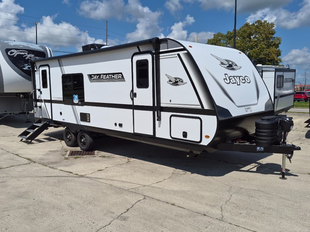2027 Jayco Jay Feather 23RK — photo 1 of 8