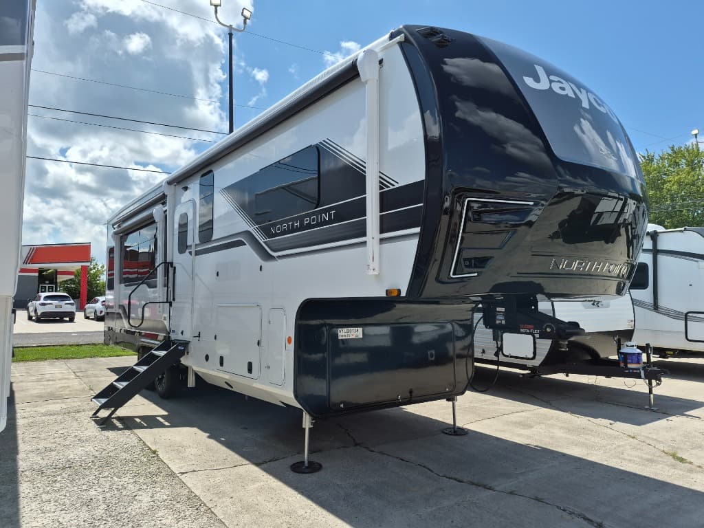 2027 Jayco North Point 310RLTS — photo 1 of 8