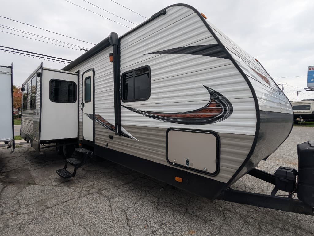 2018 Starcraft Autumn Ridge Outfitter 27RLI