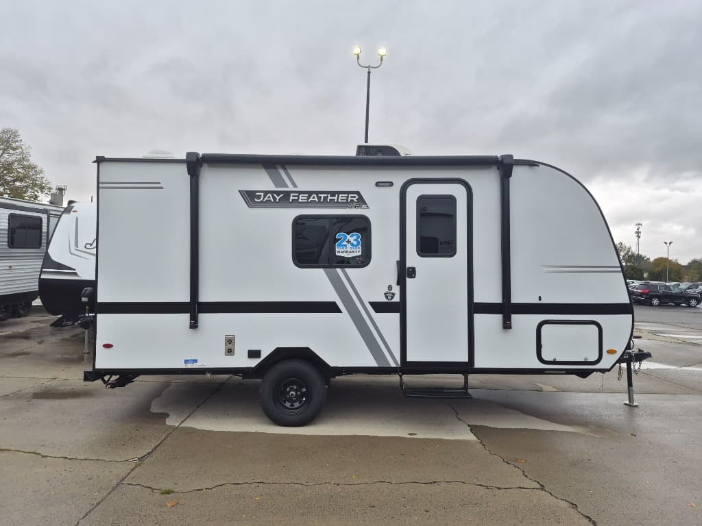 2027 Jayco Jay Feather Air SL 17BHSL