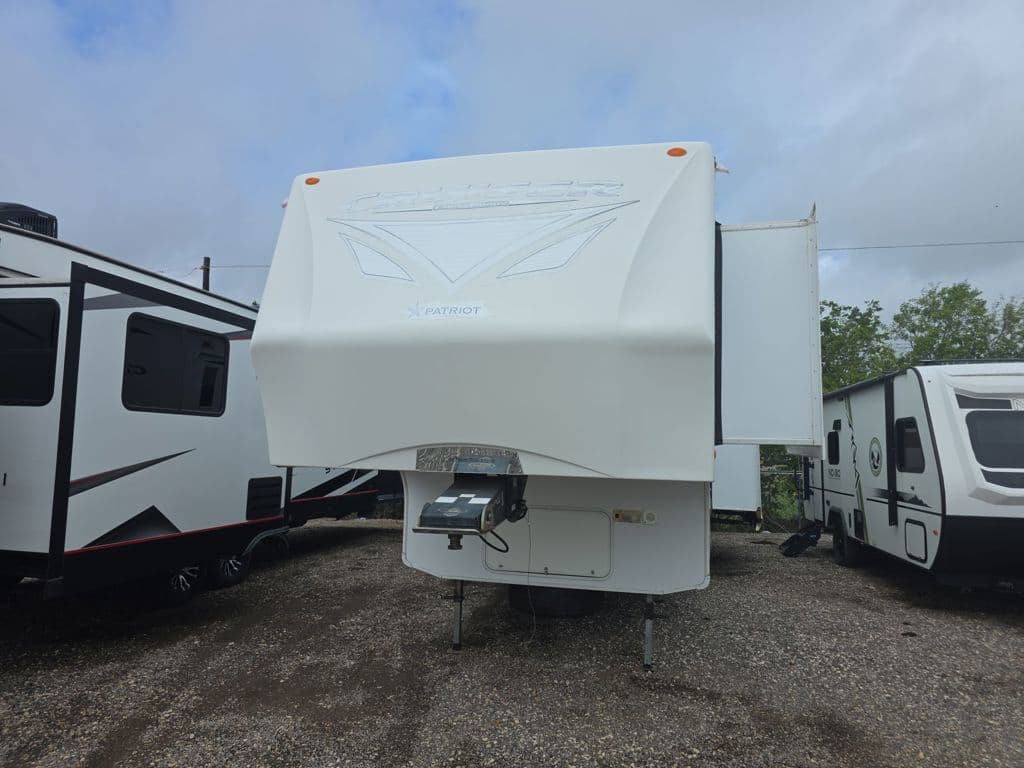 2011 CrossRoads Cruiser CF30SK — photo 1 of 8