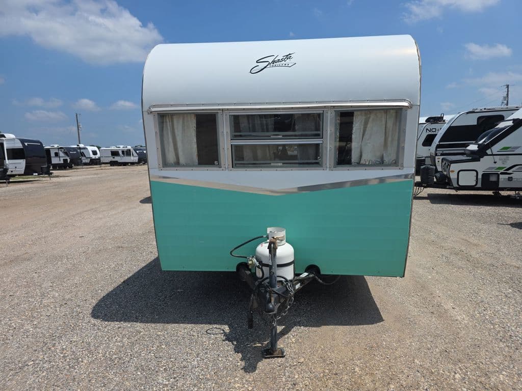 2015 Shasta Airflyte 16
