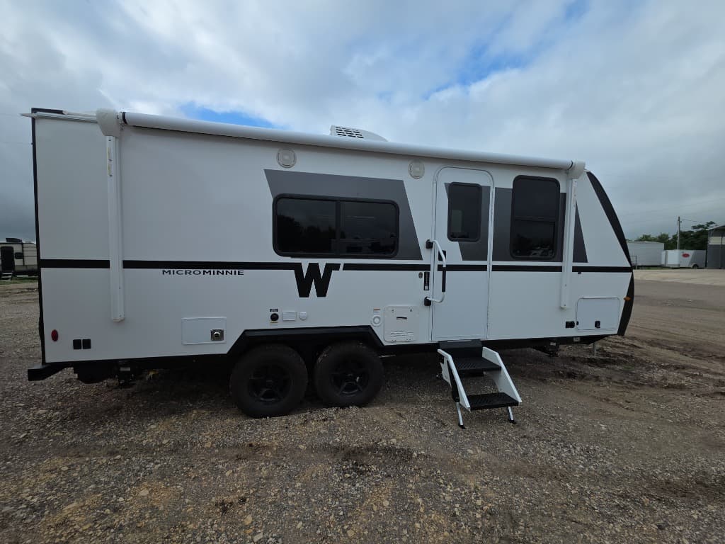 2026 Winnebago Micro Minnie 2200FBH