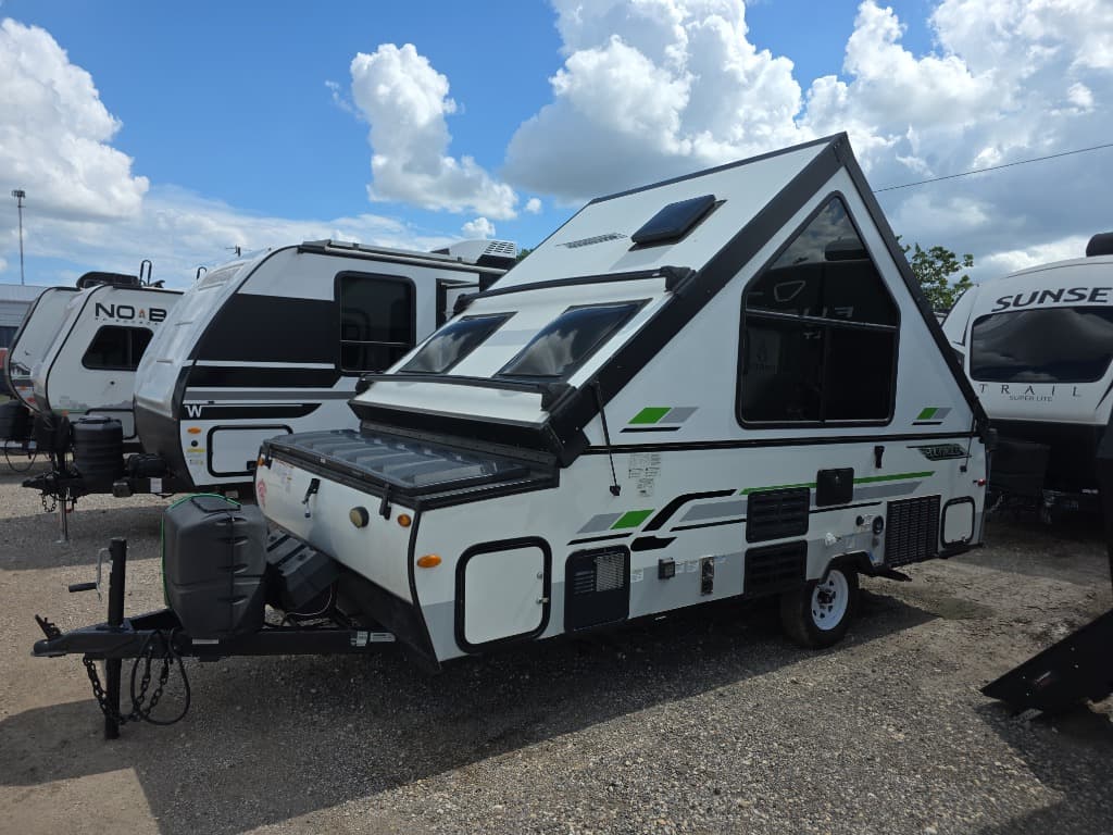 2021 Forest River Rockwood Hard Side Series A122S — photo 1 of 2
