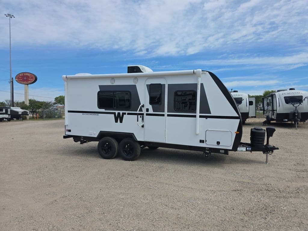 2026 Winnebago Micro Minnie 2000TRB