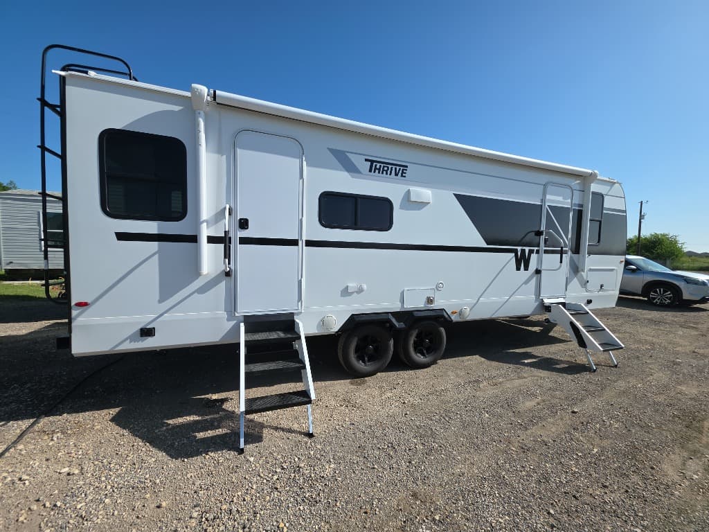 2027 Winnebago Thrive 25RLS