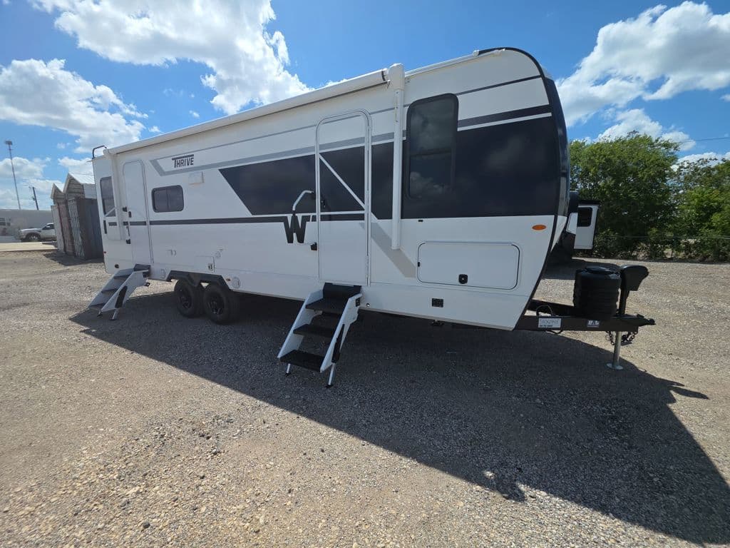 2027 Winnebago Thrive 25RLS