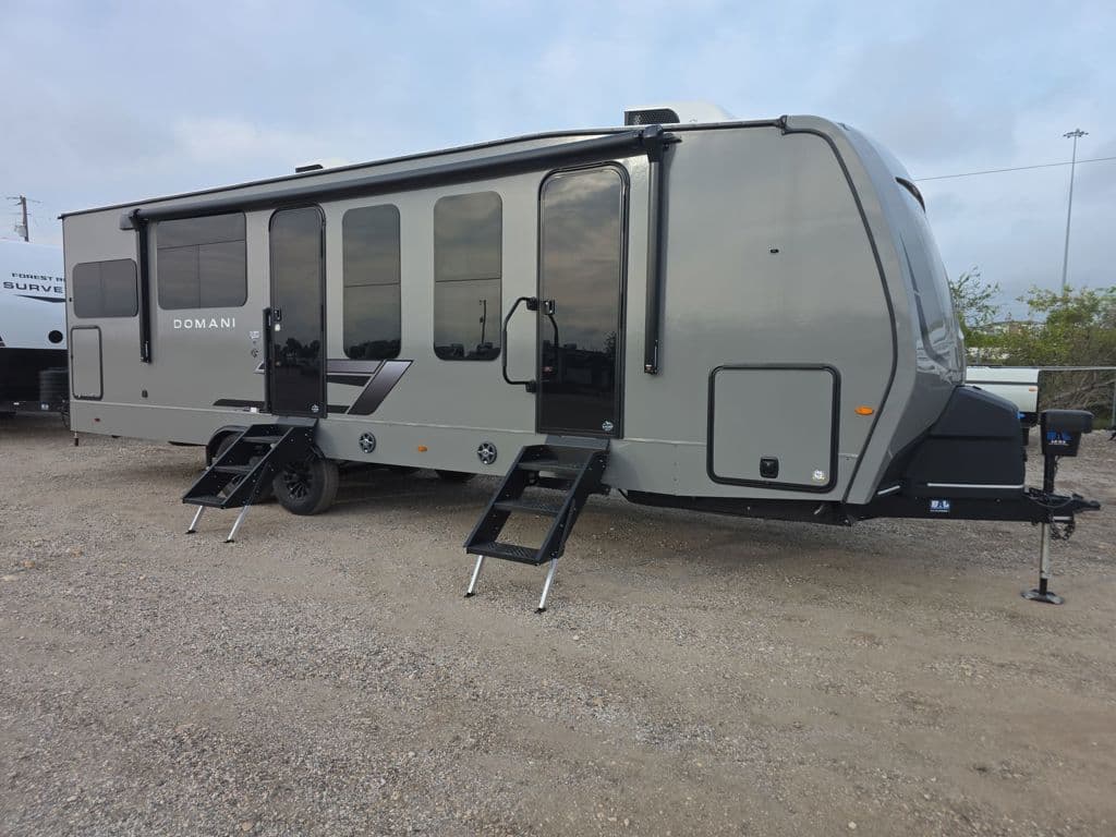 2027 KZ Domani DM281ML
