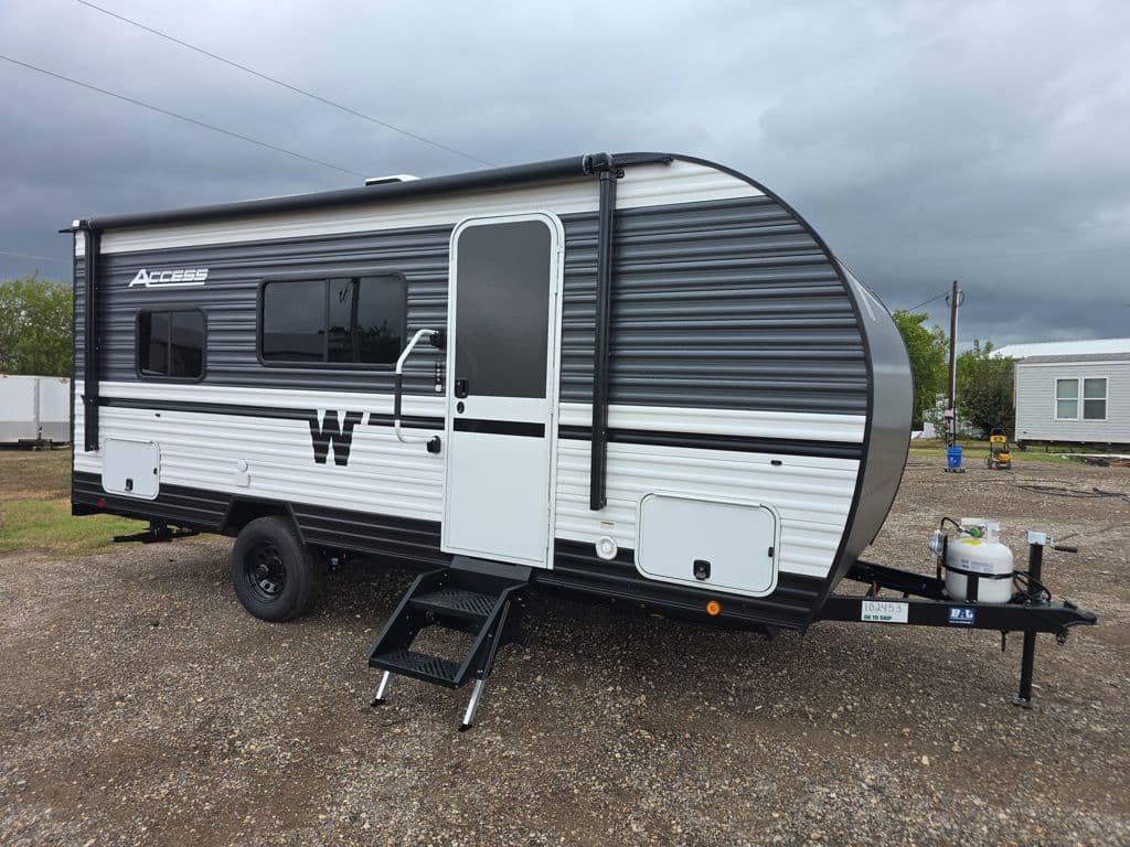 2027 Winnebago Access 18RK