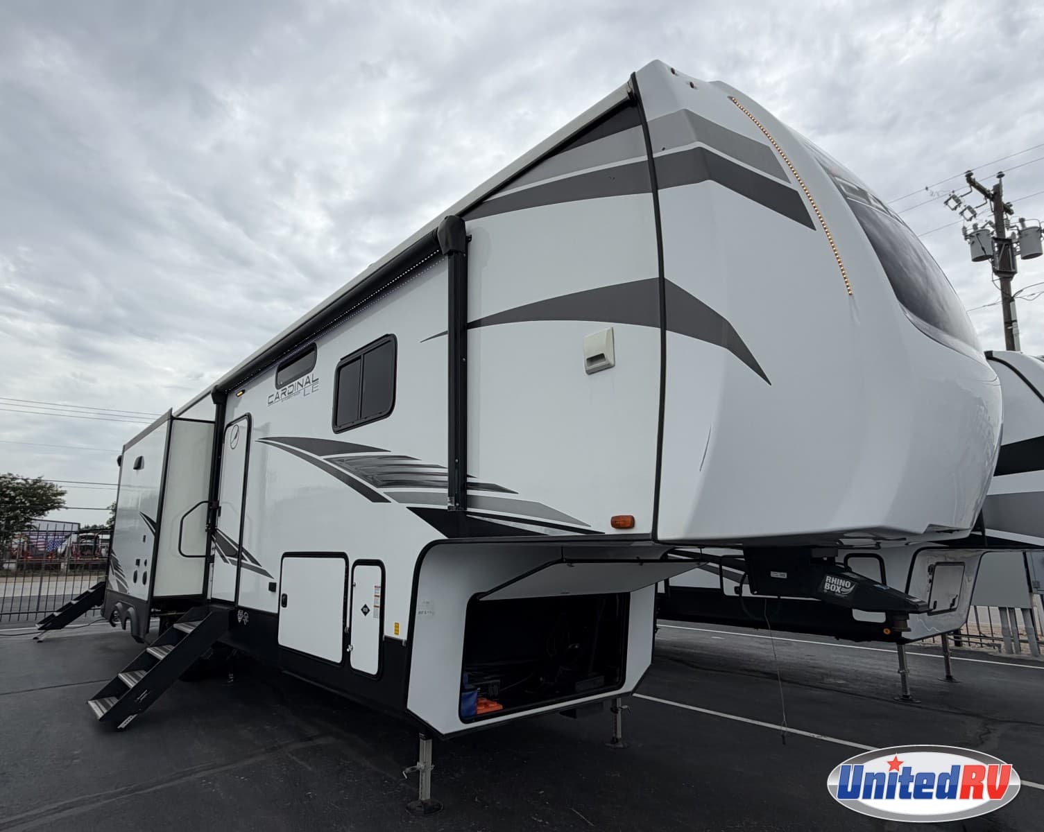 2022 Forest River Cardinal Limited Edition 383BHLE