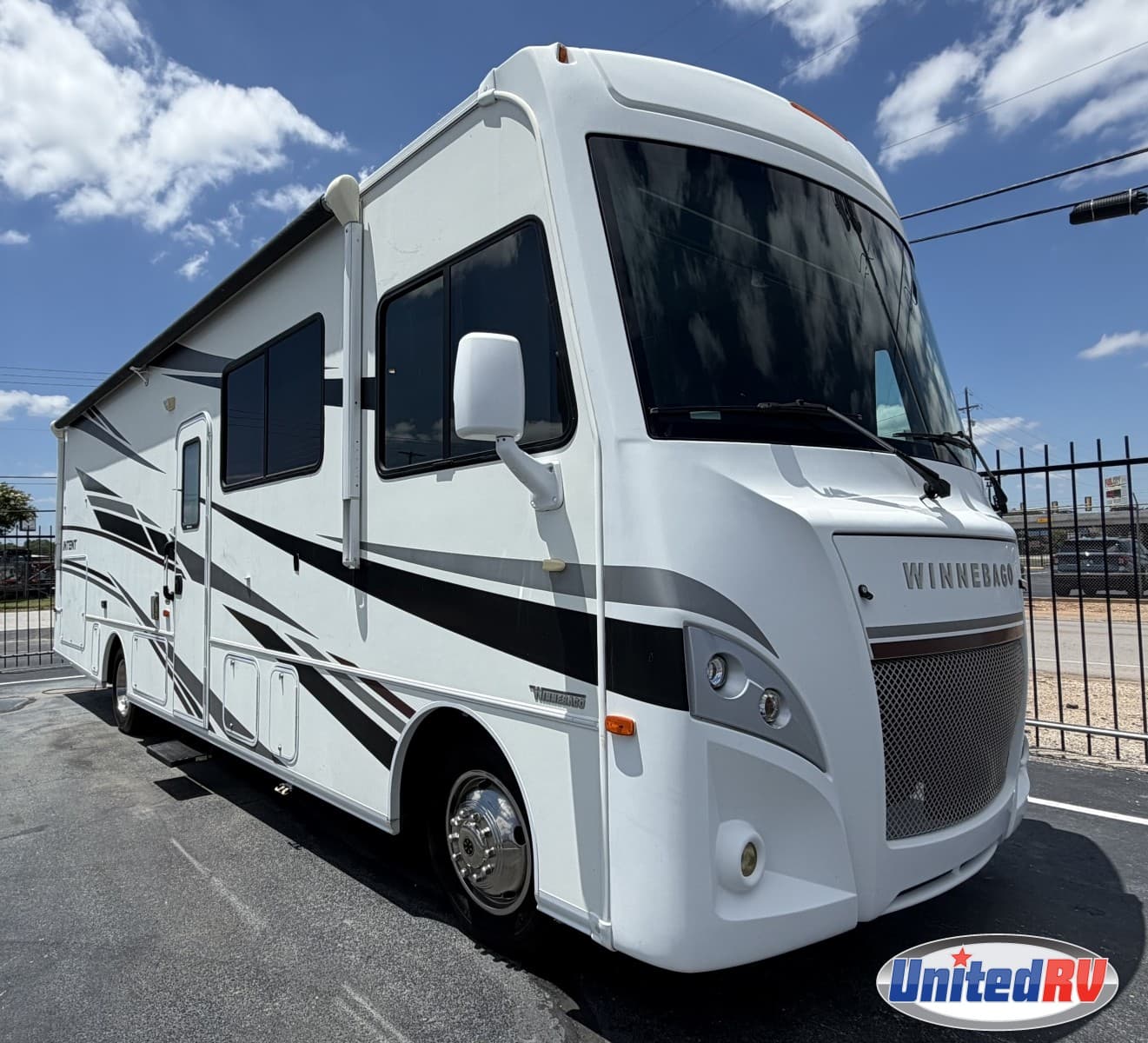 2019 Winnebago Intent 31P