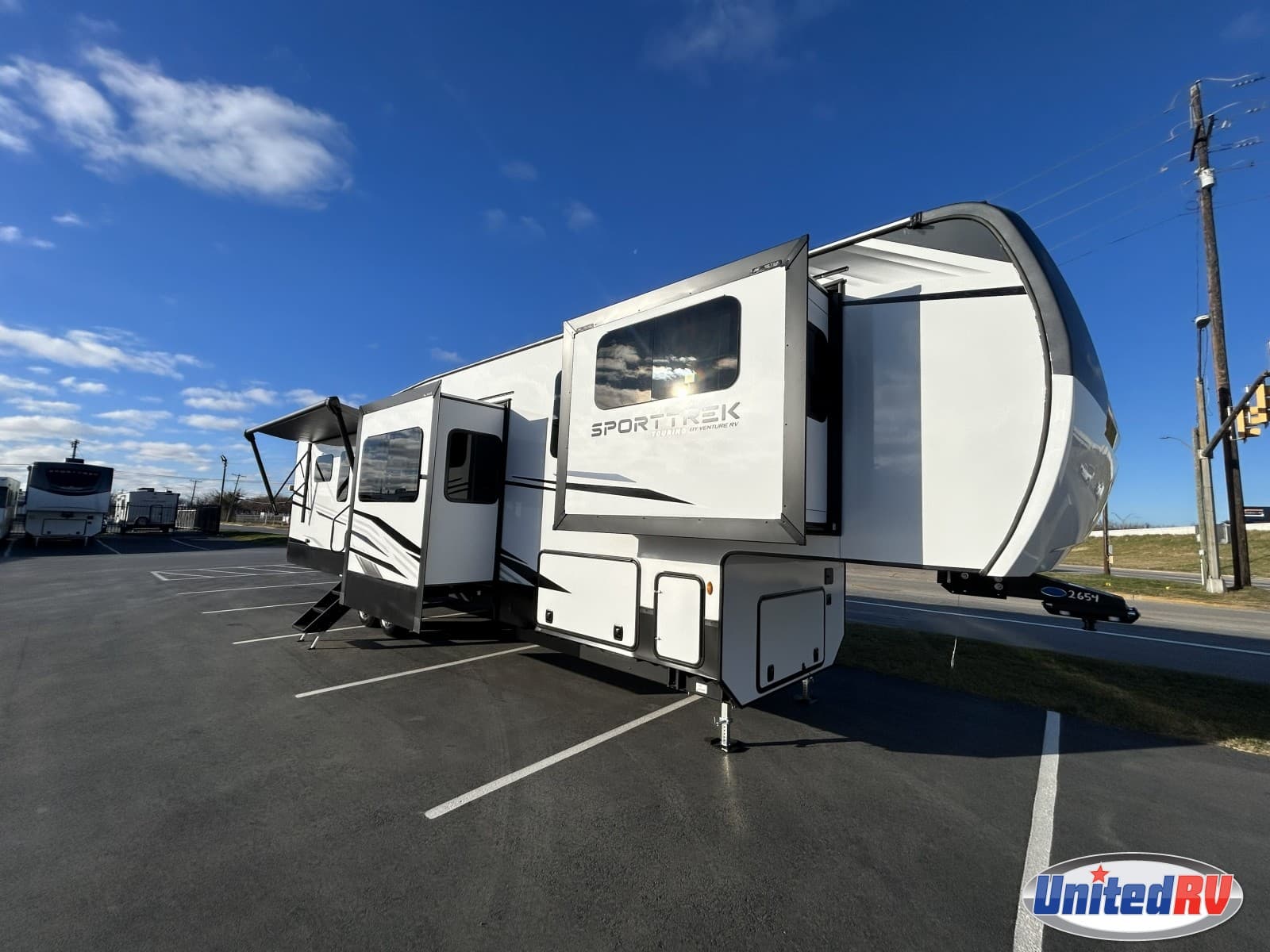 2026 Venture RV Sporttrek Touring 365VFL