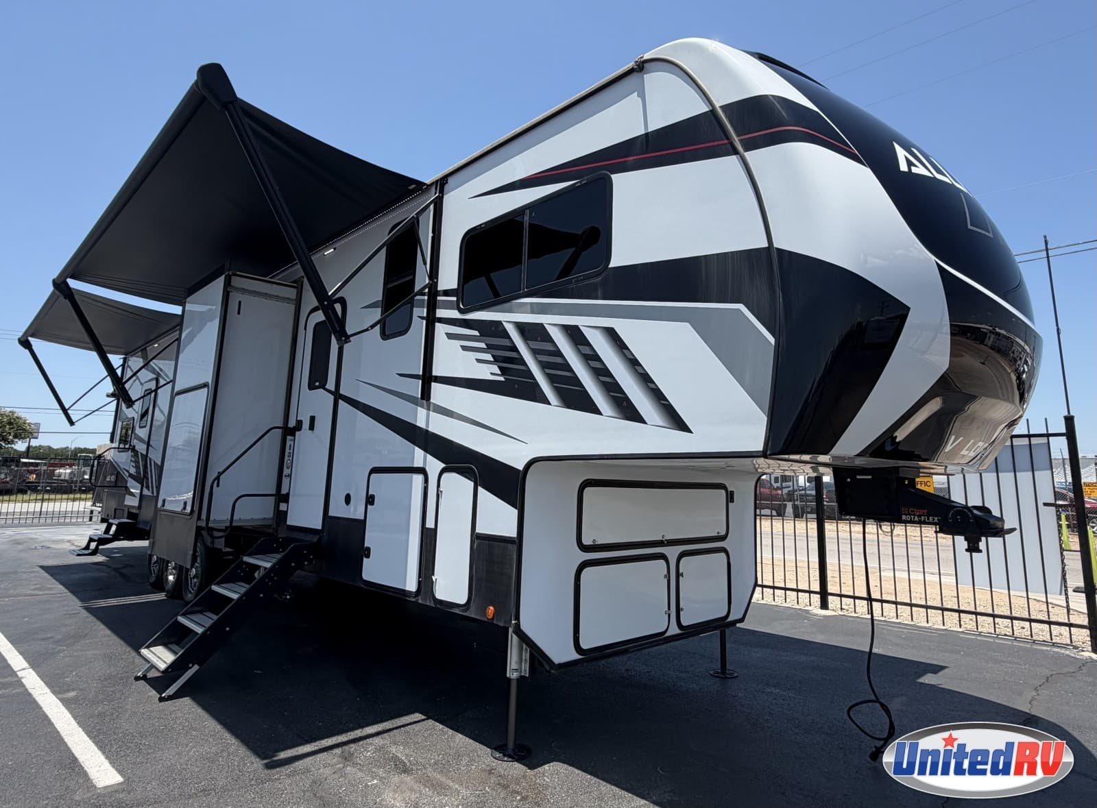 2023 Alliance RV Valor 40V13
