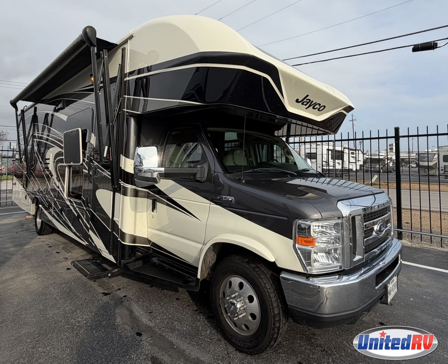 2020 Jayco Greyhawk 29MVP — photo 1 of 8