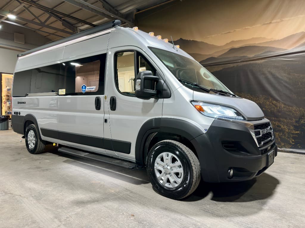 2027 Thor Motor Coach Sequence 20L