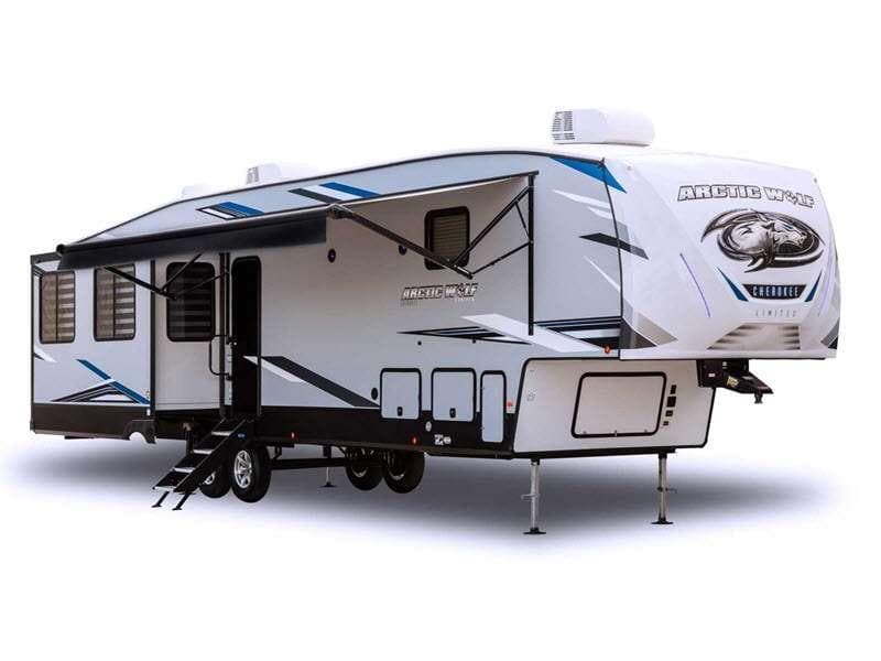 2023 Forest River Cherokee Arctic Wolf Suite 3550