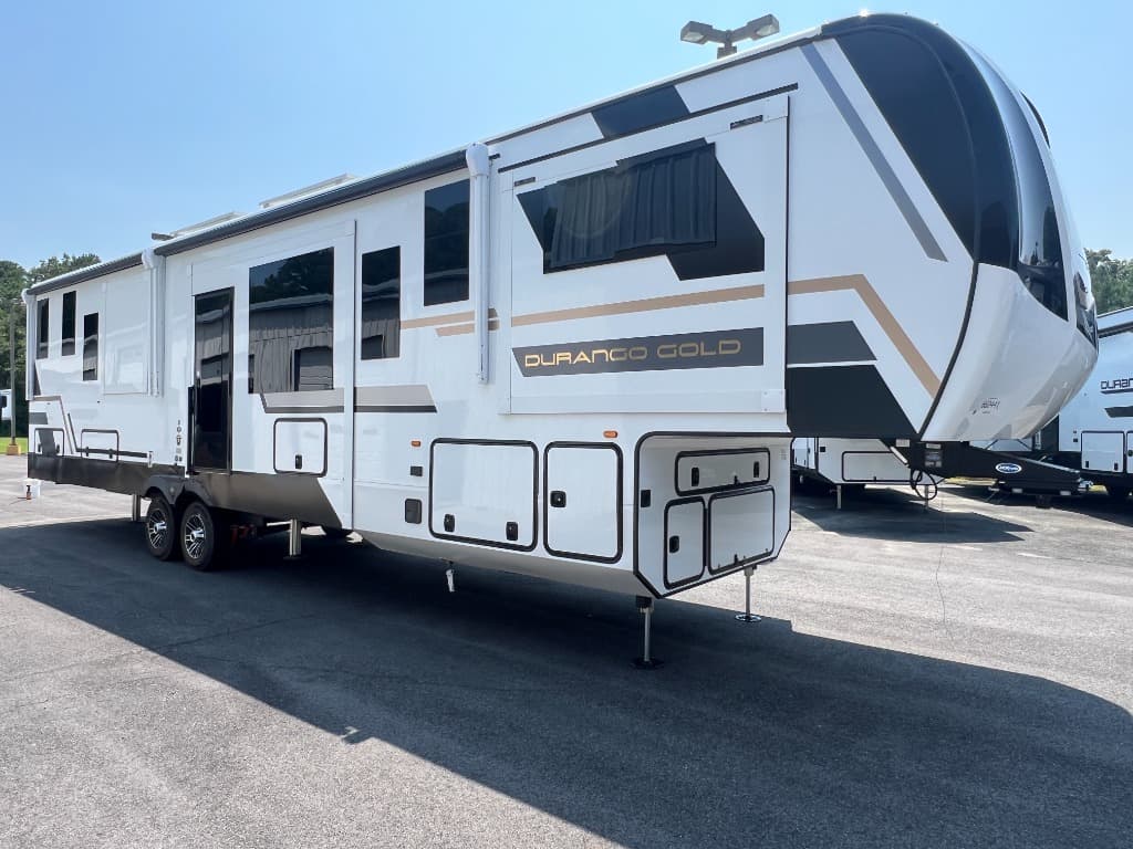 2027 KZ Durango Gold G388FLS