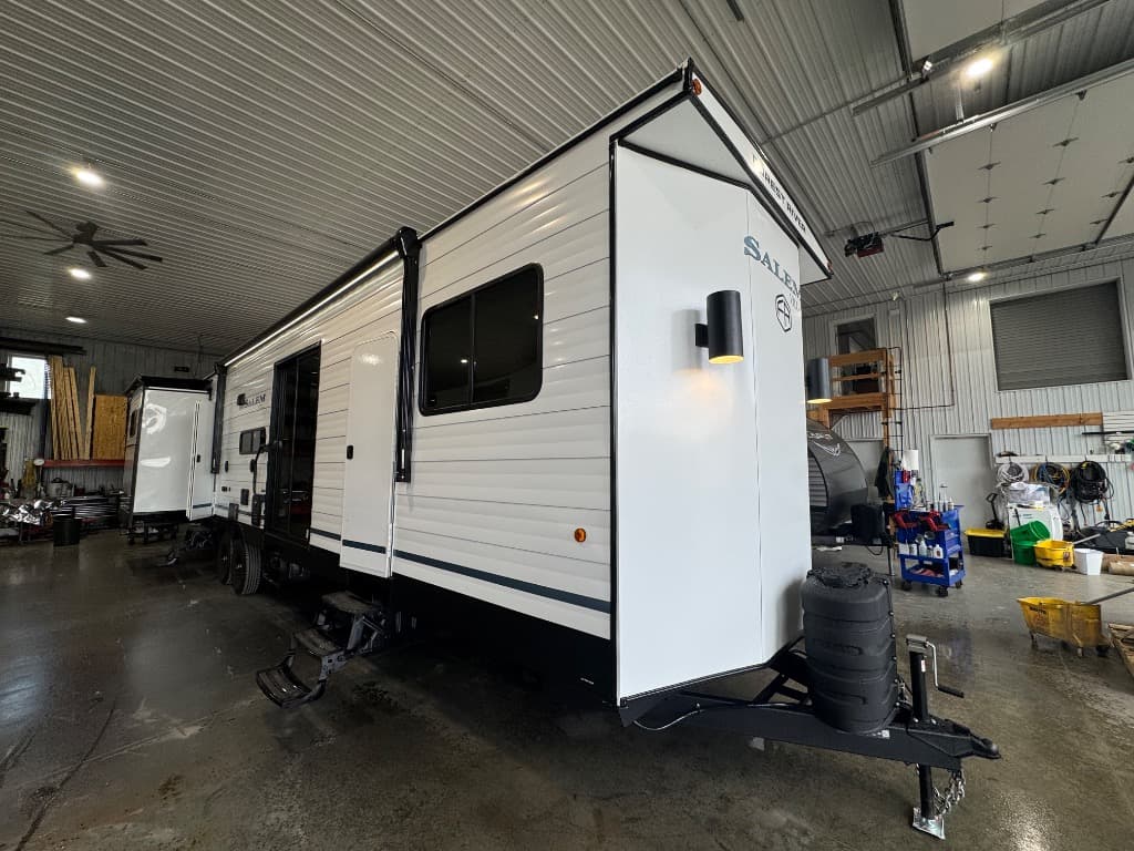 2027 Forest River Salem Villa Series 42QBQ