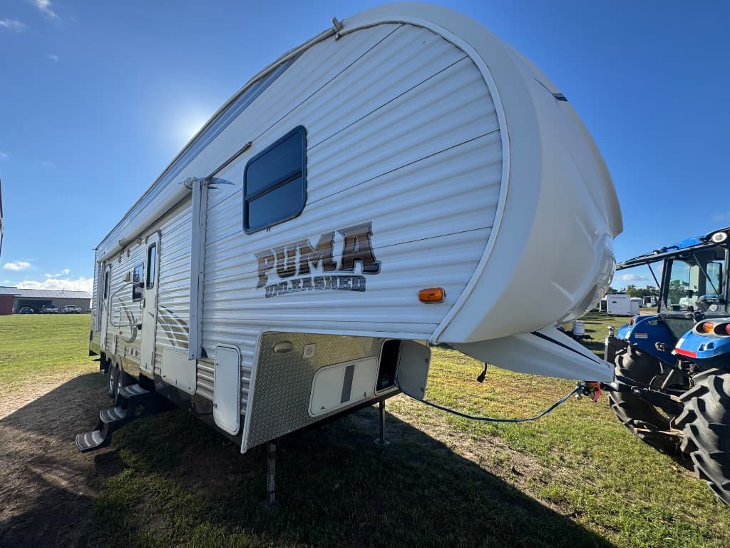 2010 Palomino Puma Unleashed 356-QLB